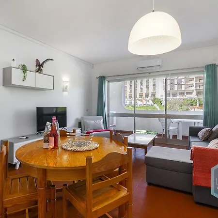 S402 Dream Lodging Apartment