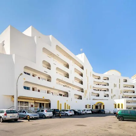 S402 Dream Lodging Apartment